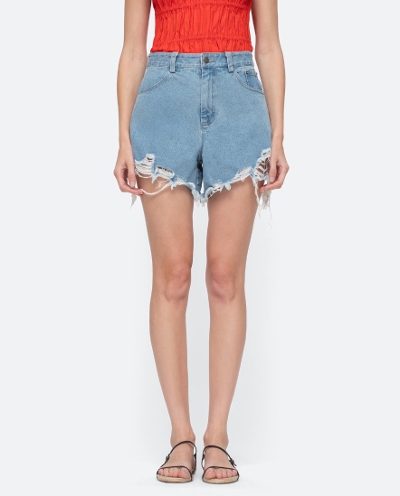 撕裂抽鬚牛仔短褲
